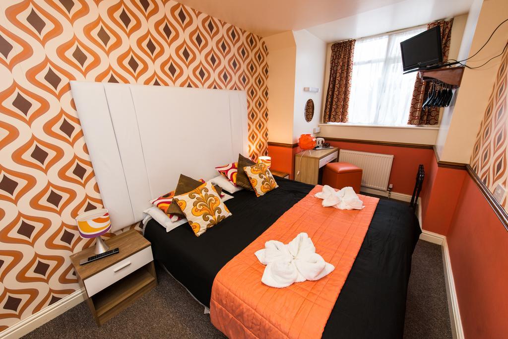 The Scarborough Travel And Holiday Lodge ภายนอก รูปภาพ