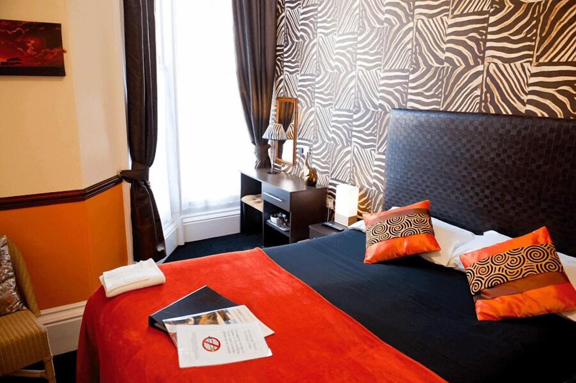 The Scarborough Travel And Holiday Lodge ภายนอก รูปภาพ