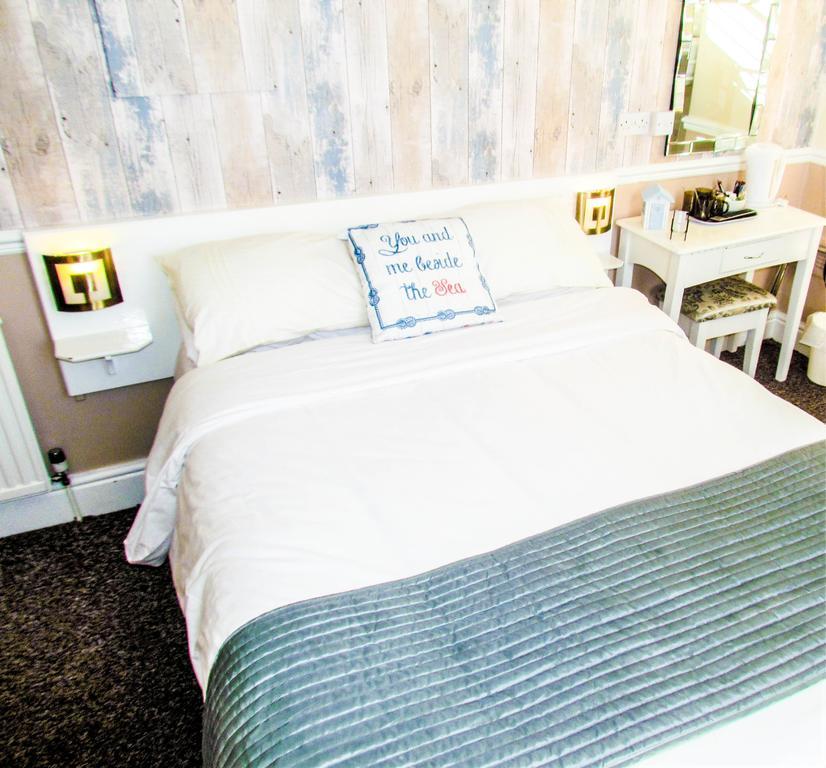 The Scarborough Travel And Holiday Lodge ภายนอก รูปภาพ