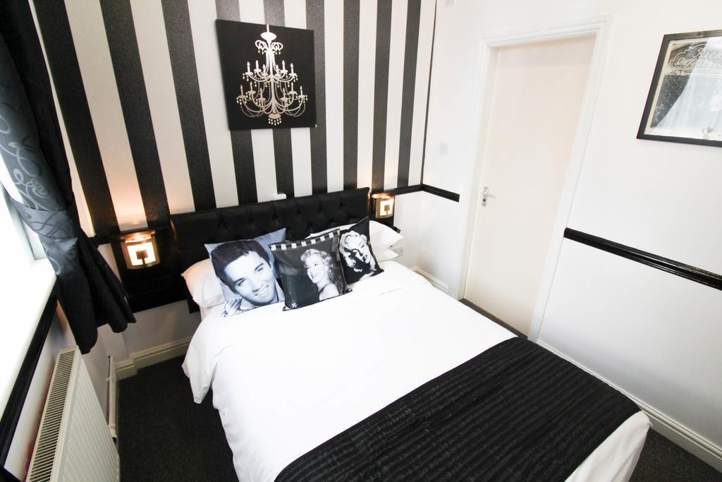 The Scarborough Travel And Holiday Lodge ภายนอก รูปภาพ