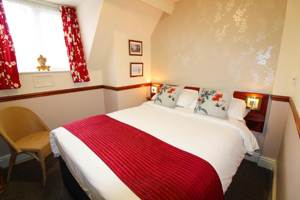 The Scarborough Travel And Holiday Lodge ภายนอก รูปภาพ